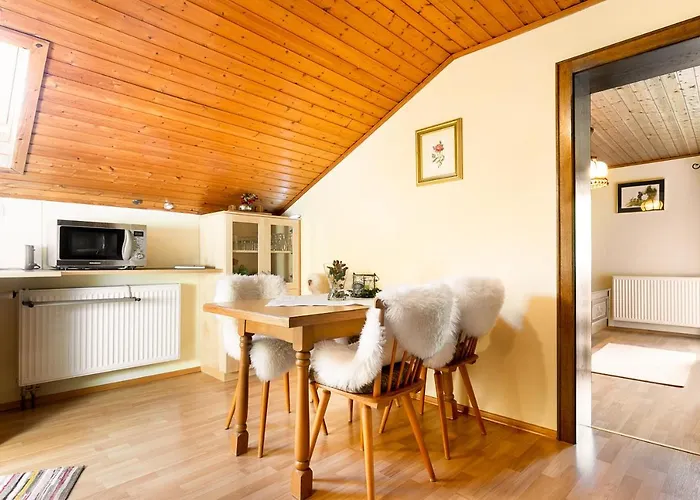 Haus Lehen דירה *